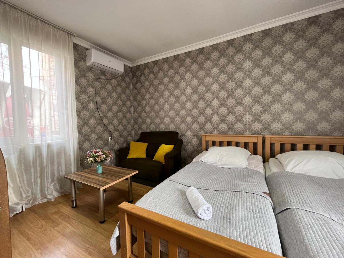 Hillside Guesthouse 보르조미 외부 사진