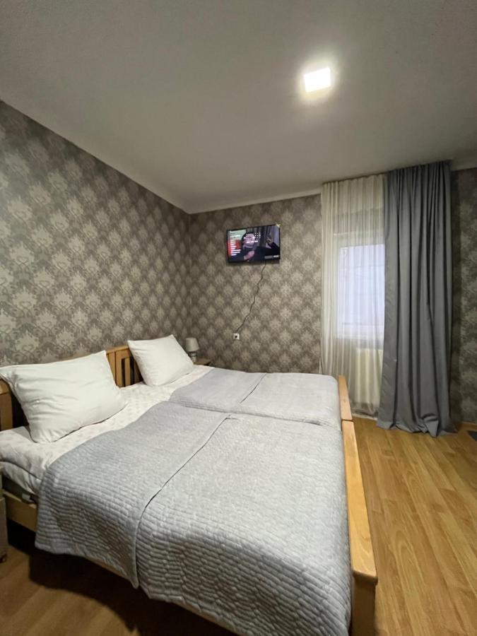 Hillside Guesthouse 보르조미 외부 사진