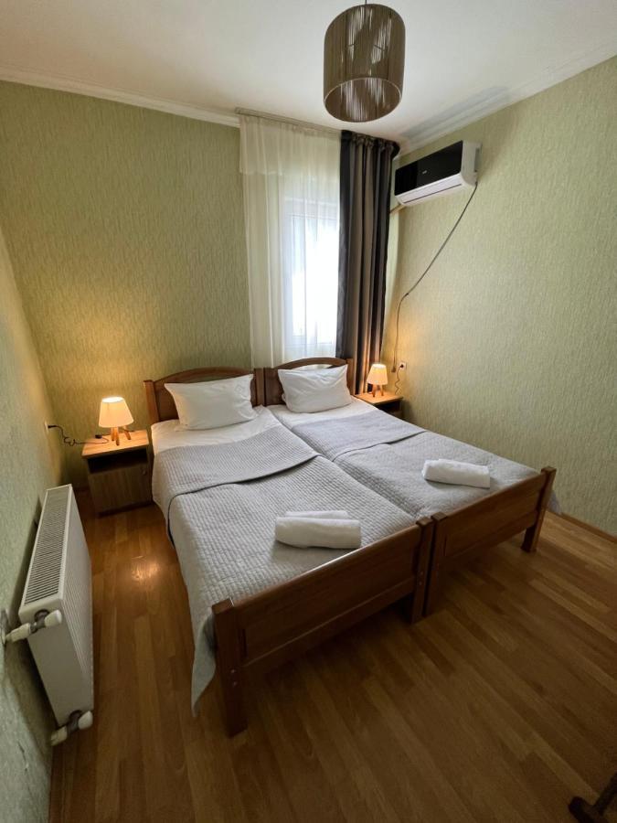 Hillside Guesthouse 보르조미 외부 사진
