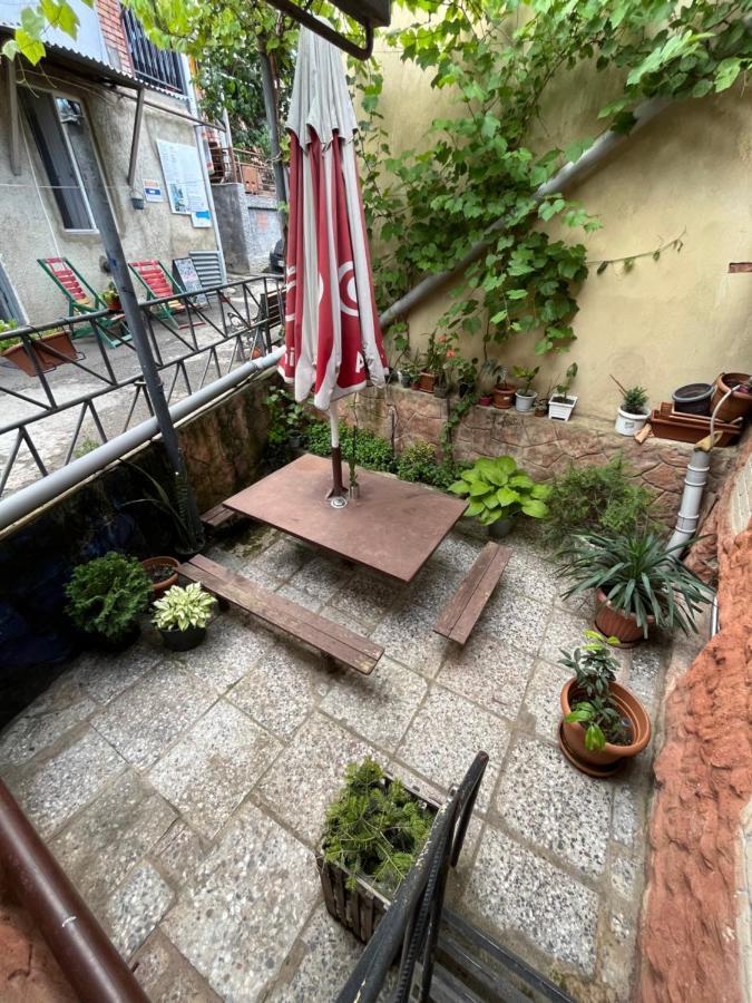 Hillside Guesthouse 보르조미 외부 사진