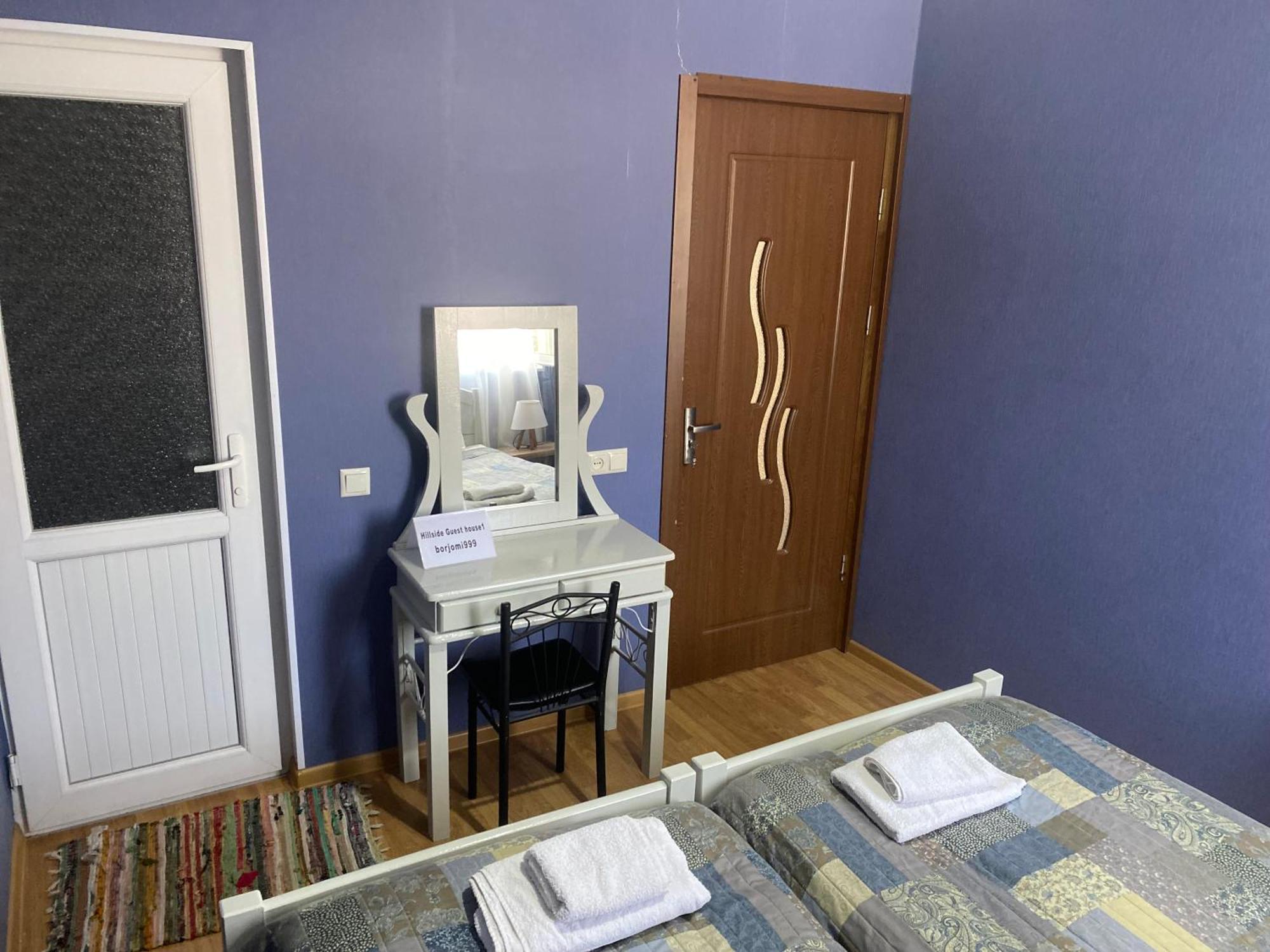 Hillside Guesthouse 보르조미 외부 사진