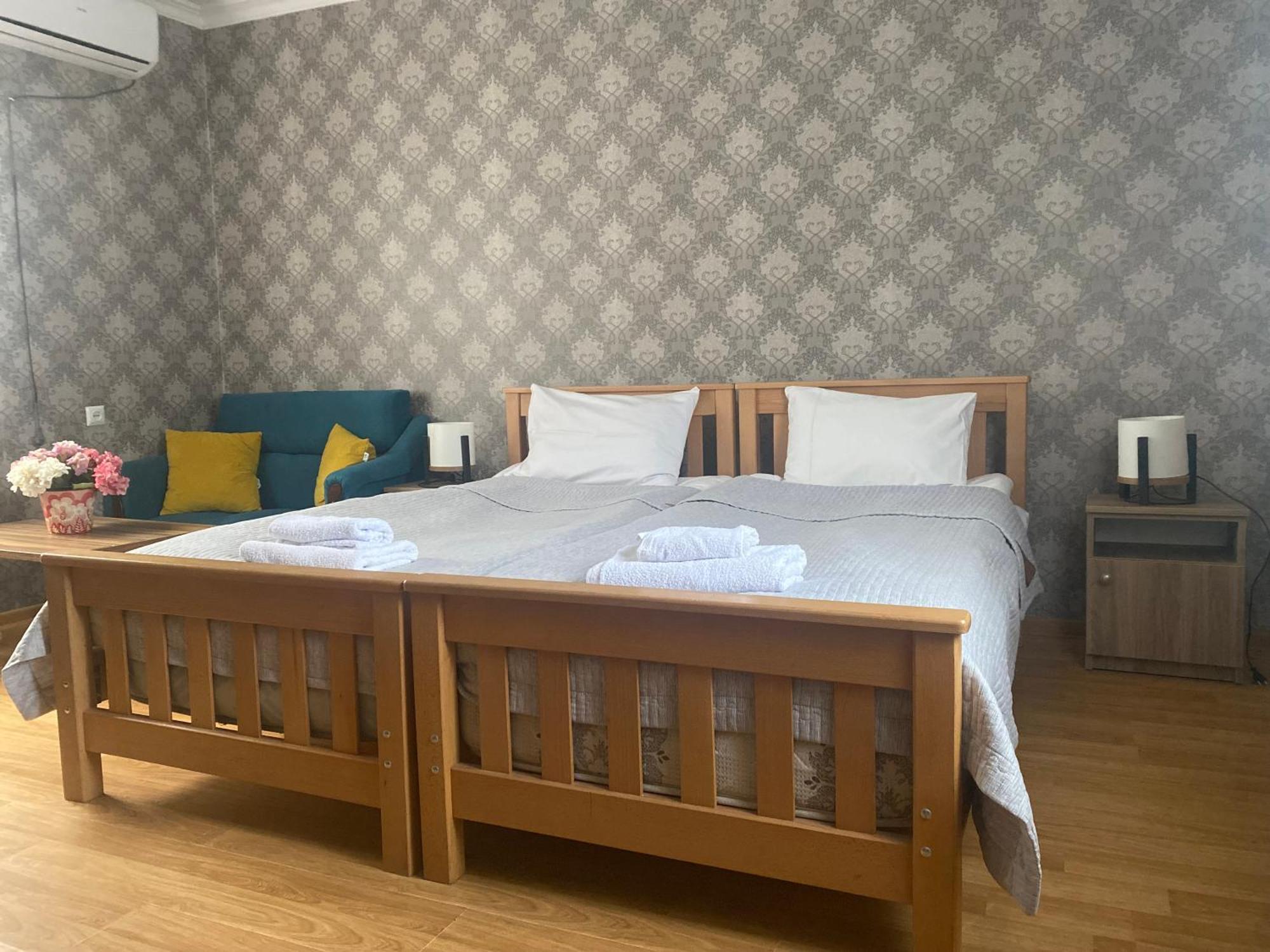 Hillside Guesthouse 보르조미 외부 사진