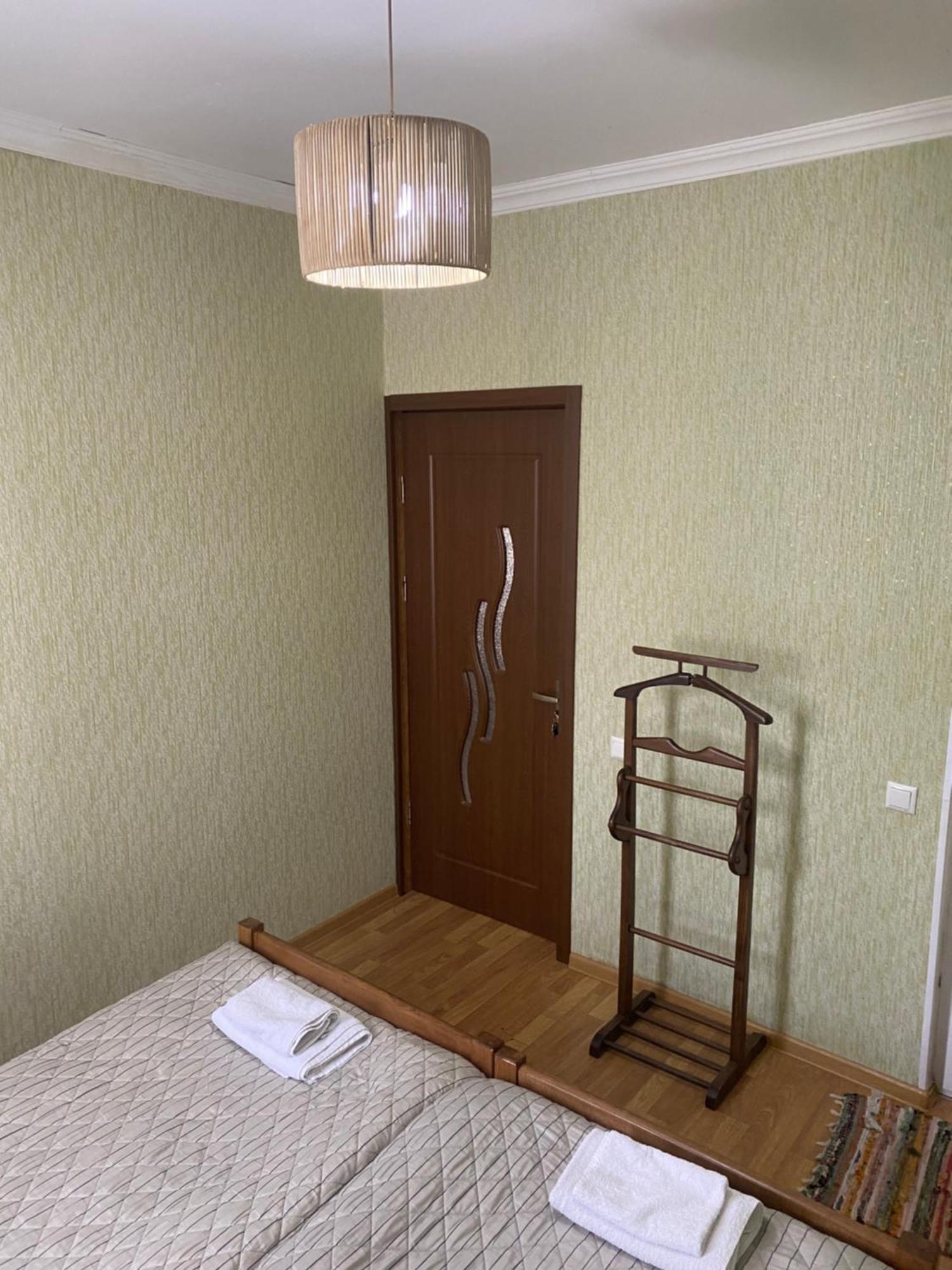 Hillside Guesthouse 보르조미 외부 사진